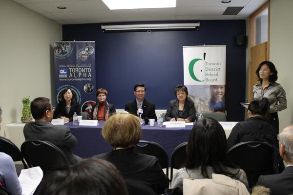 多伦多史维会与多伦多公校教育局签订合作备忘录 共同引入亚洲二战历史课程及各方面教育工作