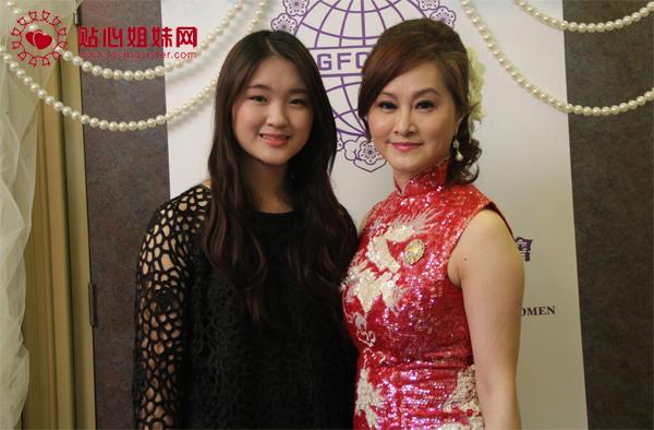 “母亲节快乐！我爱你！”