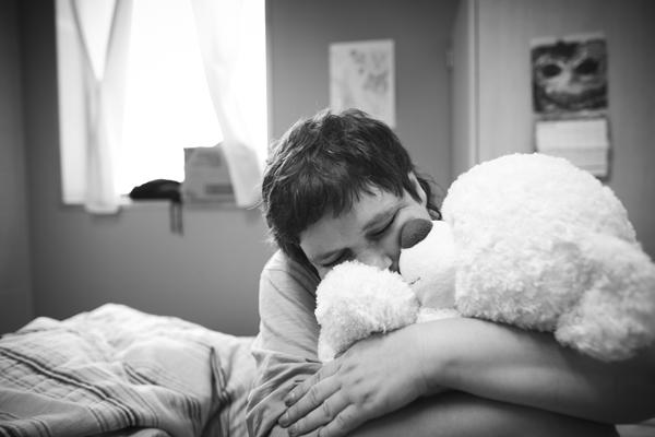 《OUT OF MIND, OUT OF SIGHT》和《等待八月》获加拿大国际纪录片电影节最高奖