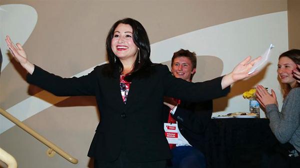 从难民女孩到国会议员：新当选议员玛丽亚姆的传奇故事