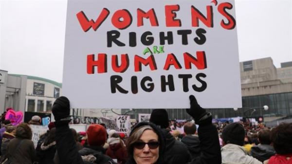 三八节全球妇女大游行，加拿大拨款 6.5 亿促进妇女健康与权利