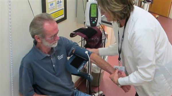 延缓脑部衰老？ 新研究显示： 锻炼、正常血压、认知训练或有助预防